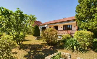 WOHN-BUNGALOW „ Little TOSKANA“ - mit herrlichem Gartengrundstück und Garage