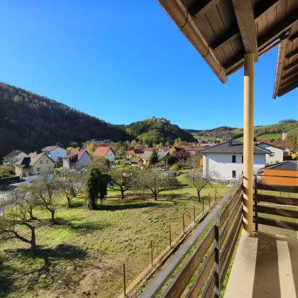 Gemütliches Landhaus mit Kachelofen und Panoramablick - ideal für WGs und Freiraumliebende - optional mit zusätzlichem Grund - 1 Stunde nach Wien - Bild 3