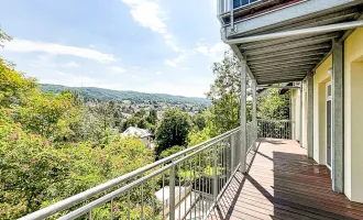 Charmante Altbaubauwohnung mit Balkon! Großzügig und lichtdurchflutet!