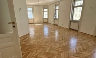 Perfekter Mix aus Wohn- und Arbeitsatmosphäre - 5 Zimmer - 183 m²