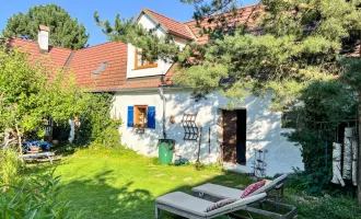 Pure Idylle / saniertes Bauernhaus mit uneinsichtigem Innenhof und Pool