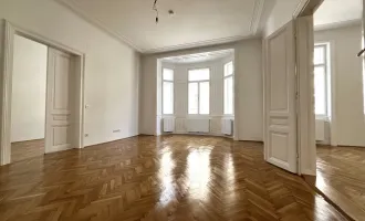 Klassische 152,68 m² große Altbauhauptmiete Nähe Arenbergpark!