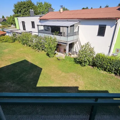 Gut aufgeteilte Mietwohnung mit Balkon und Parkplatz in Bad Erlach - Bild 2