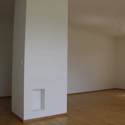 Schöne 3-Zimmer Wohnung mit Loggia und Balkon - Bild 2