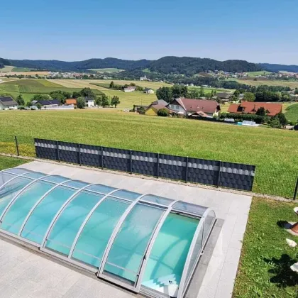 *SCHNÄPPCHEN* Traumhaftes 1-2 Familienhaus mit Pool und Gewaltiger Aussicht in TOP-Aussichtslage - Bild 2