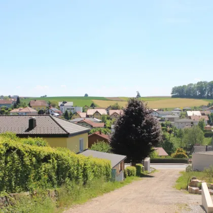 Baugrundstück mit traumhaftem Ausblick in Ruhelage, kein Bauzwang! - Bild 2