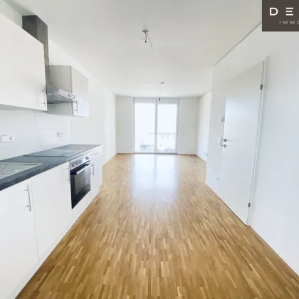 | AKTION 2 MONATE MIETFREI | TOLLE STARTERWOHNUNG | NÄHE HAUPTBAHNHOF | ZWEI-ZIMMER | BALKON - Bild 2