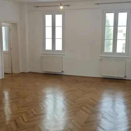 VERMIETET   - Große Altbau-Wohnung mit Charme und Top Lage - Bild 2