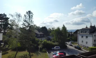 AUSBLICK: KOFFER PACKEN und EINZIEHEN in GRÜN- und TOPLAGE mit Balkon