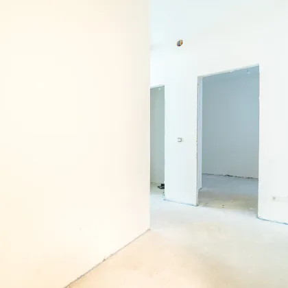 Kernsanierte 2,5 Zimmer Wohnung im Stilaltbau! - Bild 2