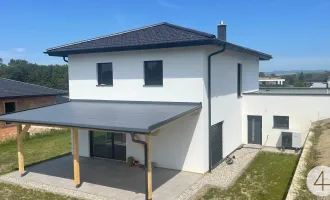 Elegantes Neubau Haus, 156 m2 fast Bezugsfertig