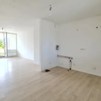 2 ZI Etagenwohnung + LOGGIA + LIFT - TRILLERPARK - GEFÖRDERTE Mietwohnung mit Finanzierungsbeitrag - Bild 3