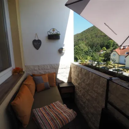 Moderne Wohnung mit Loggia in Berndorf - Perfekt für Singles oder Paare! - Bild 2