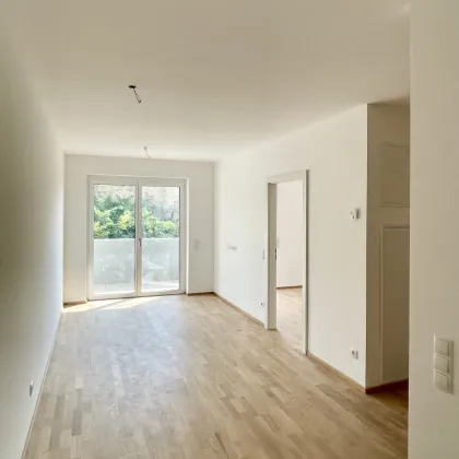 Neubau Erstbezug Moderne Studentenwohnung mit Balkon - Bild 3