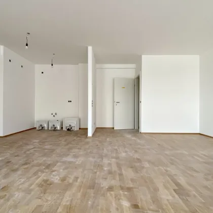 Neubau Erstbezug Drei Zimmer Wohnung mit Terrasse - Bild 3