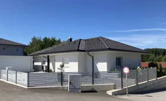 NEUWERTIGER BUNGALOW - TOP GEPFLEGT - ruhige Siedlungslage – 982 m² Grundstück