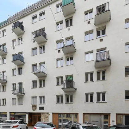 Hofruhelage! Vielfältiger 3-Zimmer-60er-Jahre-Neubau mit kleinem Balkon - Bild 3