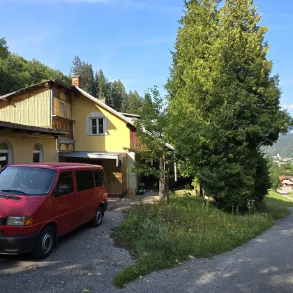 Renovierungsbedürftigen Haus mit 786 m² Gesamt-Nutzfläche - Ideal als Ferienhaus/Wohn - und Firmensitz oder Mehrfamilienhaus - Bild 2