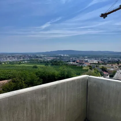 Neubau Erstbezug Moderne Zwei Zimmer Wohnung mit fabelhafter Aussicht - Bild 3