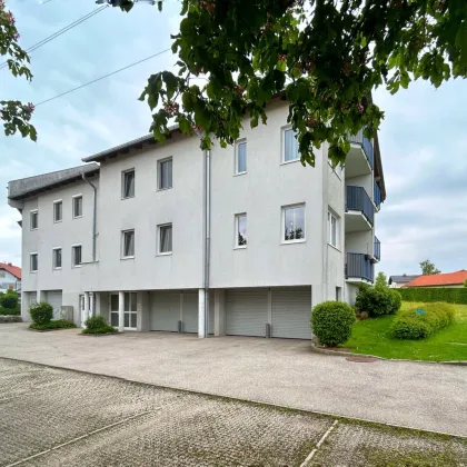 4 ZIMMER WOHNUNG MIT LOGGIA UND GARAGENPARKPLATZ - Bild 2