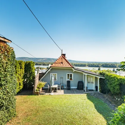 Exklusives Einfamilienhaus in Hanglage mit traumhaftem Blick auf die Donau - Bild 2