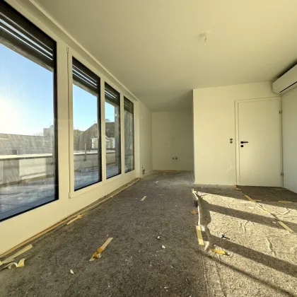 Blumengasse - 2 Zimmer Wohnung mit Terrasse | 2.OG = DG | Neubau - Erstbezug | Klimaanlage | Einbauküche | zzgl. Tiefgaragenstellplatz | Top A9b - Bild 3