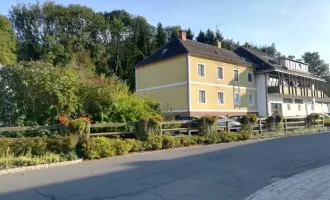 Nette, günstige Garconniere mit großem  Balkon - Parkplatz