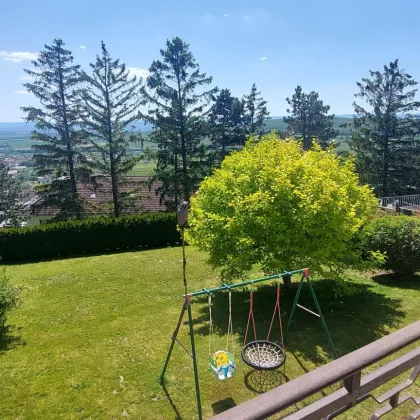 200m² Wfl, km-weiter Panormablick von Haus & großem Garten + unverbaubar +  2 Wohneinheiten + Balkon - Bild 3