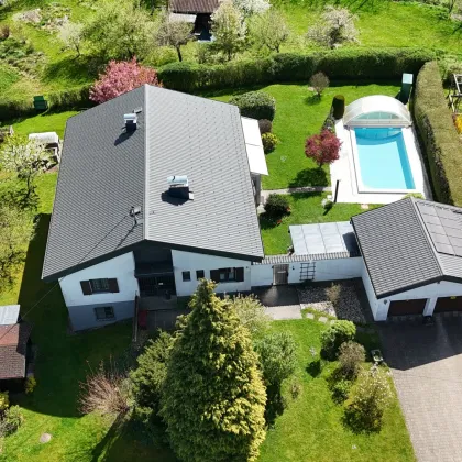 Ihr neues Zuhause - Leben auf 243 m²  Wohnfläche mit gepflegtem Garten und Pool - Bild 2