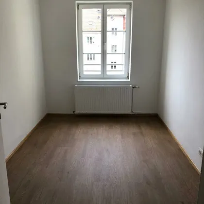 helle  renovierte 2 Zimmer Wohnung ( FH Nähe - Bahnhof ) - Bild 3