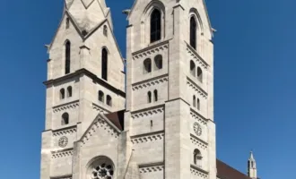 ERSTBEZUG nach Generalsanierung - nahe Fußgängerzone und Landesklinikum - eigener Eingang!