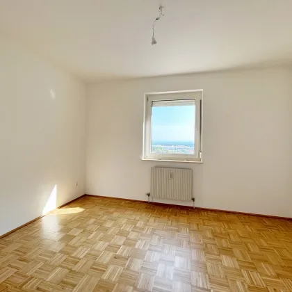 3 ZIMMER WOHNUNG MIT TRAUMHAFTER FERNSICHT IN SCHWERTBERG - Bild 3