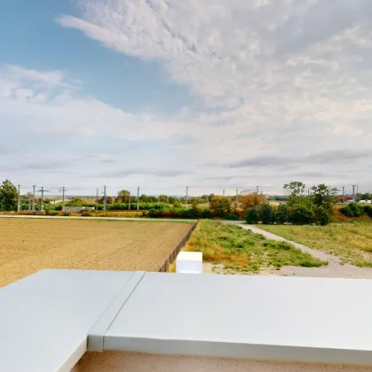 Modernes Büro im Erstbezug mit Terrasse und Stellplätzen in neuem Gebäude - Bild 3