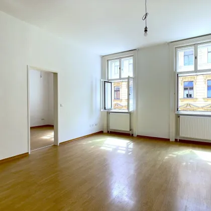 GRENZE 1070 - BESTLAGE - SONNIGE 2 ZIMMER - WOHNUNG - 3. LIFTSTOCK - HERRLICHES STILHAUS - DERZEIT NOCH 7 WOHNUNGEN - ab 47 - 67m² WFL - - Bild 3