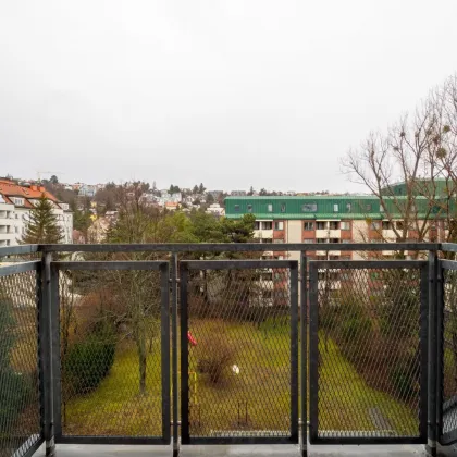 SCHÖNE 3 - ZIMMER MAISONETTE MIT 2 TERRASSEN / NÄHE KRANKENHAUS GÖTTLICHER HEILAND - Bild 3