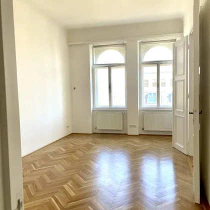 Herrschaftliche Wohnung beim Rathaus! - Bild 3