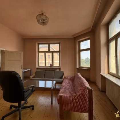 ECKWOHNUNG MIT 103m²! SANIERUNGSBEDÜRFTIGE 3 ZIMMER IN GUT ANGEBUNDENER LAGE. - Bild 3