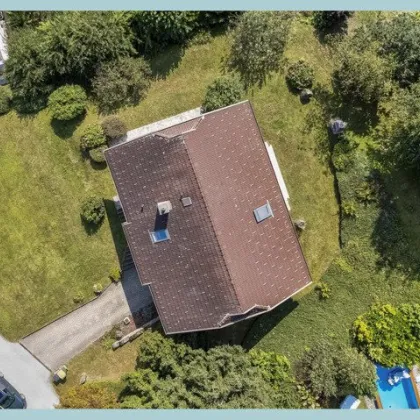 GROßZÜGIGES HAUS MIT 6 ZIMMERN UND 1.062 M² GRUNDSTÜCK - Bild 2