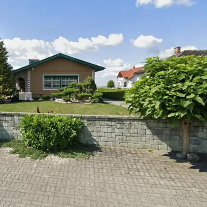 TOP-EINFAMILIENHAUS mit 3 GARAGEN und POOL - Bild 3