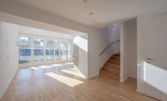 ERSTBEZUG im DG-Ausbau: luxuriöse Maisonettewohnung mit einer 38m² Dachterrasse uvm.!