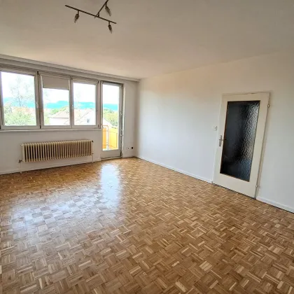 Zentral gelegene, 2 Zimmer Eigentumswohnung in Wiener Neustadt- Ideal für Anleger oder Paare - Bild 2