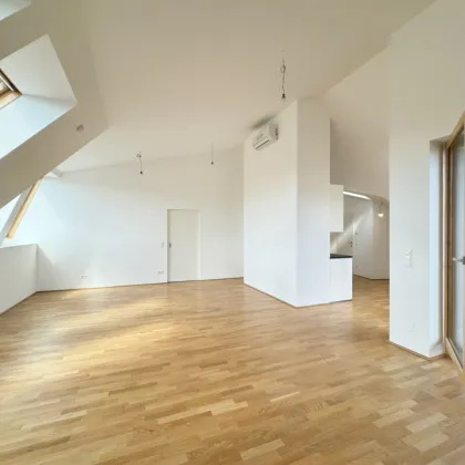 Provisionsfrei: Moderne 75m² DG-Wohnung mit Einbauküche und Terrasse - 1160 Wien - Bild 2