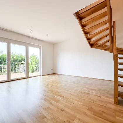 TRAUMHAFTE MAISONETTE-WOHLFÜHLWOHNUNG mit sonniger Terrasse und 2 PKW-Stellplätzen - Bild 3