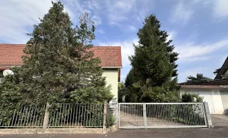 Kompaktes Einfamilienhaus Nähe Klusemann-Schule mit großem, eingezäunten Garten, gemauertem Gartenhaus und Garage