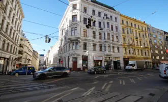 sonniges, großzügiges Altbaubüro im 7. Bezirk mit 2 Balkonen