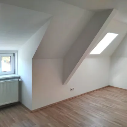 gepflegte 2 Zimmer Wohnung - ABLÖSEFREI - Bild 2