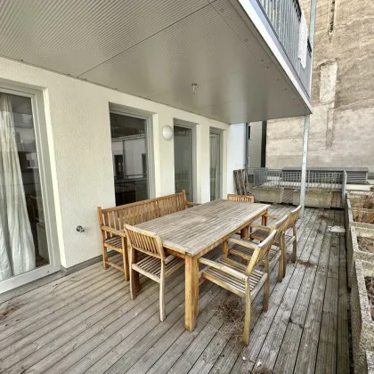 +++TEILMÖBLIERTE 4-Zi. WOHNUNG +++GROßE TERRASSE+++ZENTRALE LAGE+++ - Bild 3