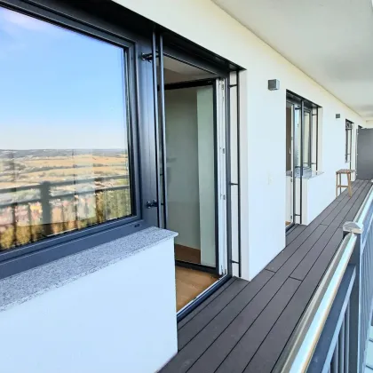 Wohnen am Ring, neuwertige 3 ZI mit Balkon-schöner Ausblick auf die Altstadt, barrierefrei, Carport - Bild 3