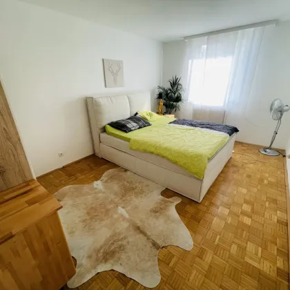 SANIERT! NEUE Fenster, Böden etc. - zentrale, super aufgeteilte 80m² Wohnung mit Sonnenbalkon zu verkaufen! 3-Zimmer! WOHNTRAUM! - Bild 3