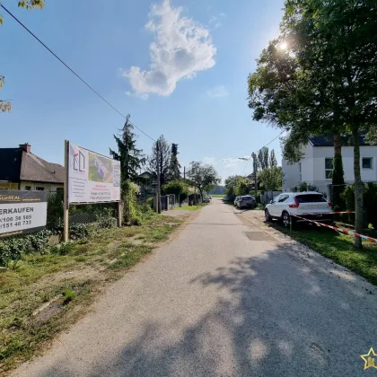 BRILLANTE ALLEINLAGE! EDLES ZIEGELHAUS MIT 189 m² GARTEN! PROVISIONSFREI für den Käufer. - Bild 2